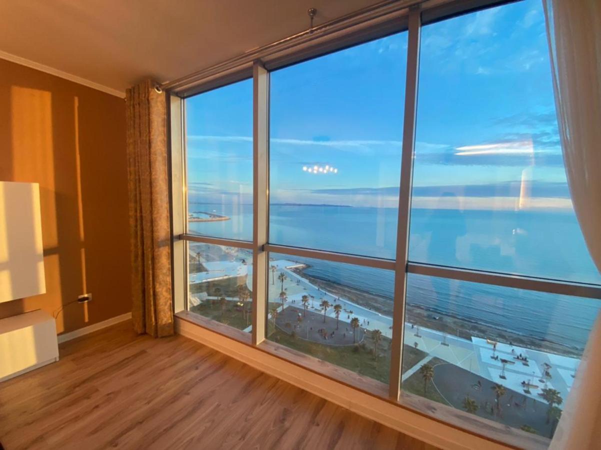 Sky & Sea View Luxury Apartments Durrës Esterno foto