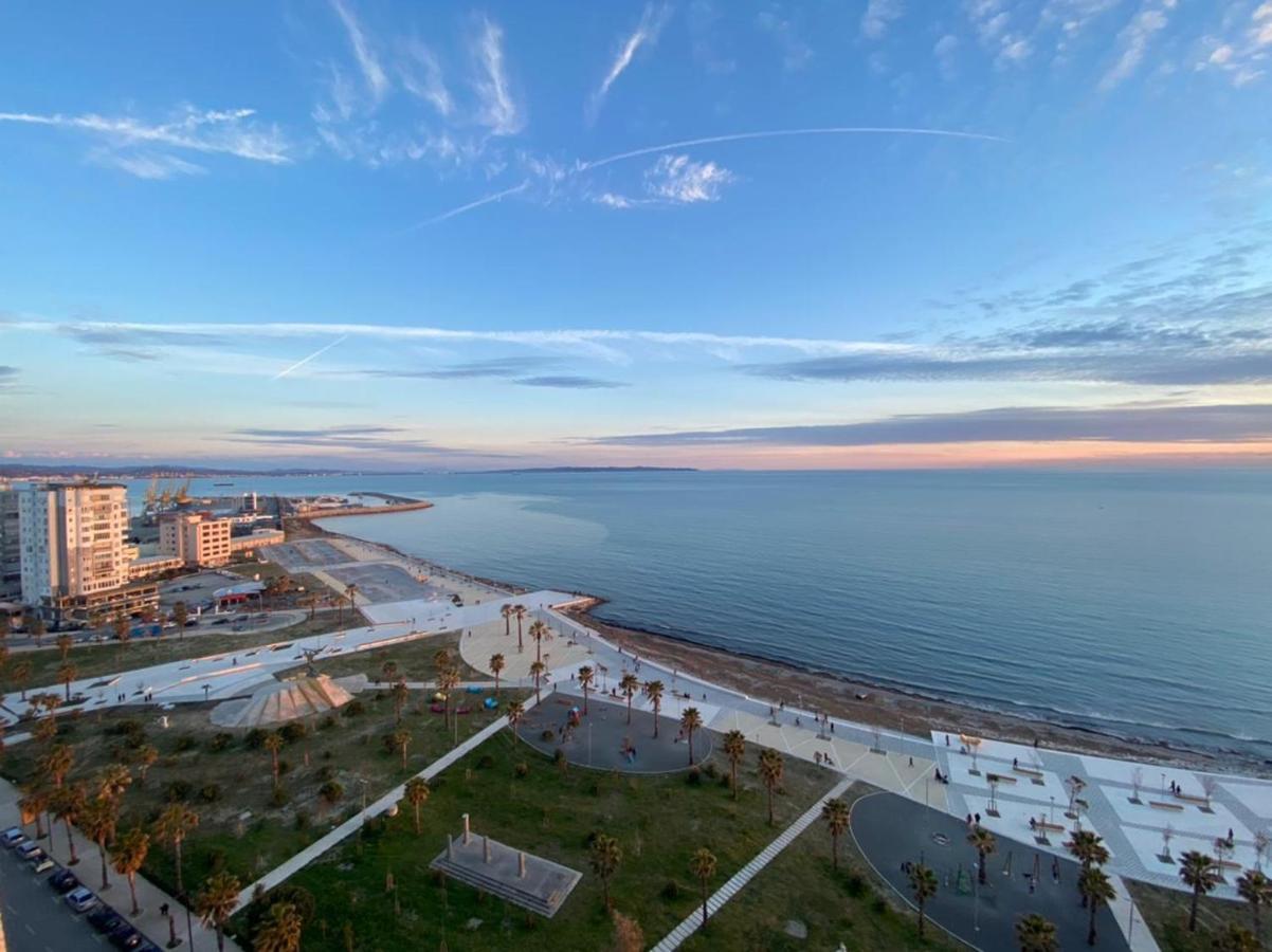 Sky & Sea View Luxury Apartments Durrës Esterno foto