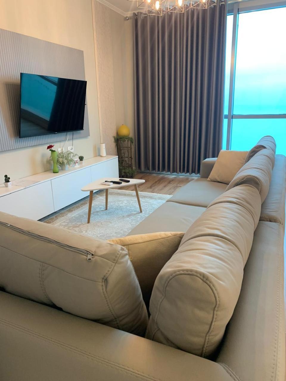 Sky & Sea View Luxury Apartments Durrës Esterno foto