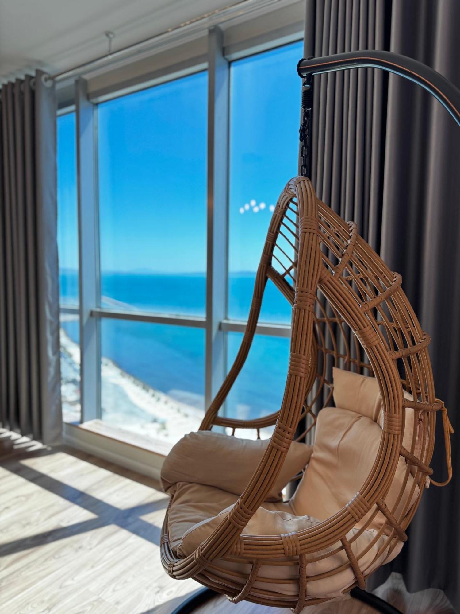 Sky & Sea View Luxury Apartments Durrës Esterno foto