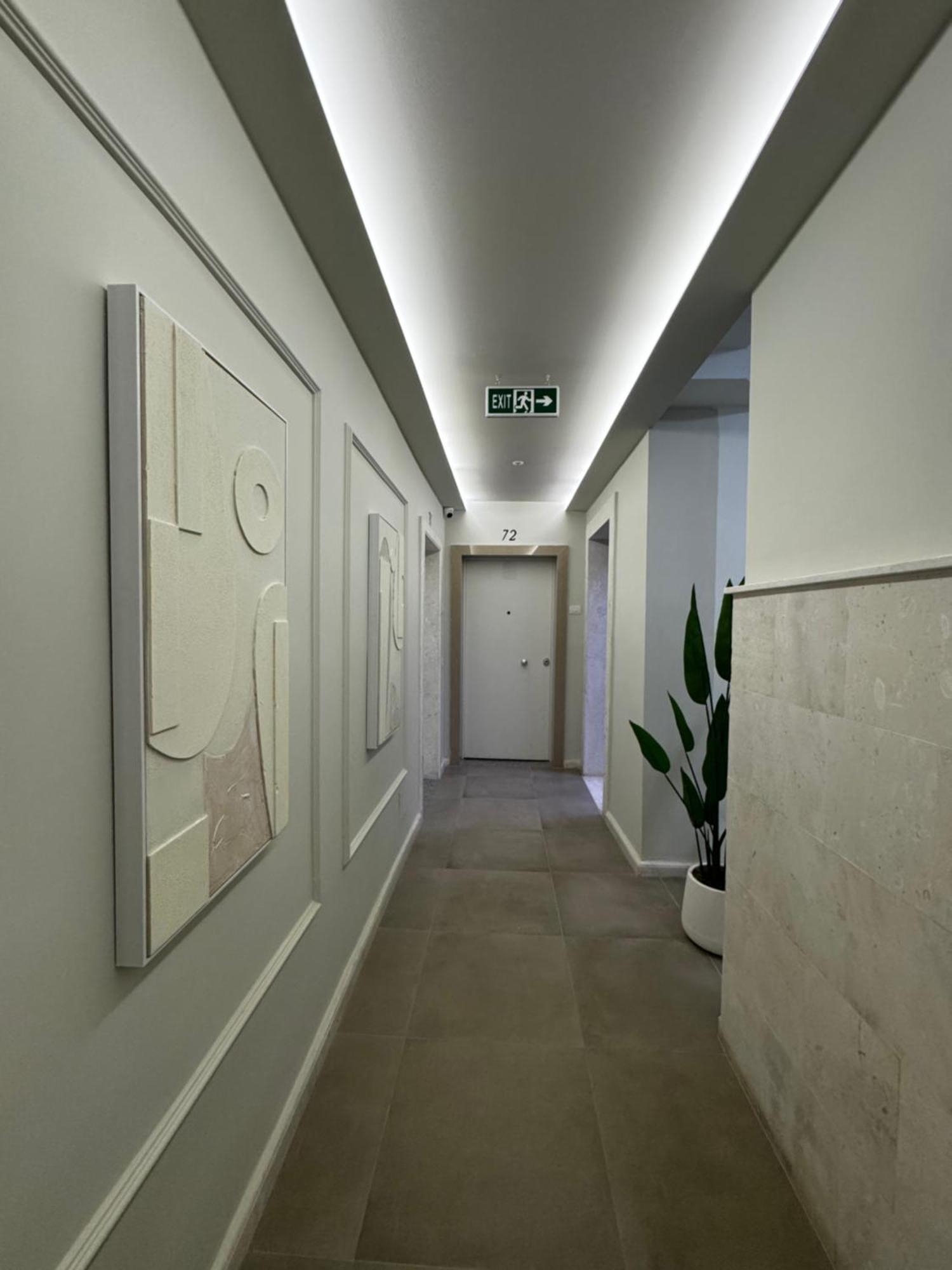 Sky & Sea View Luxury Apartments Durrës Esterno foto