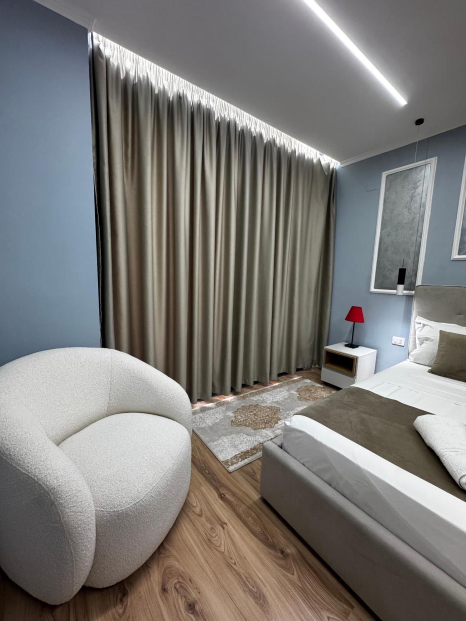 Sky & Sea View Luxury Apartments Durrës Esterno foto
